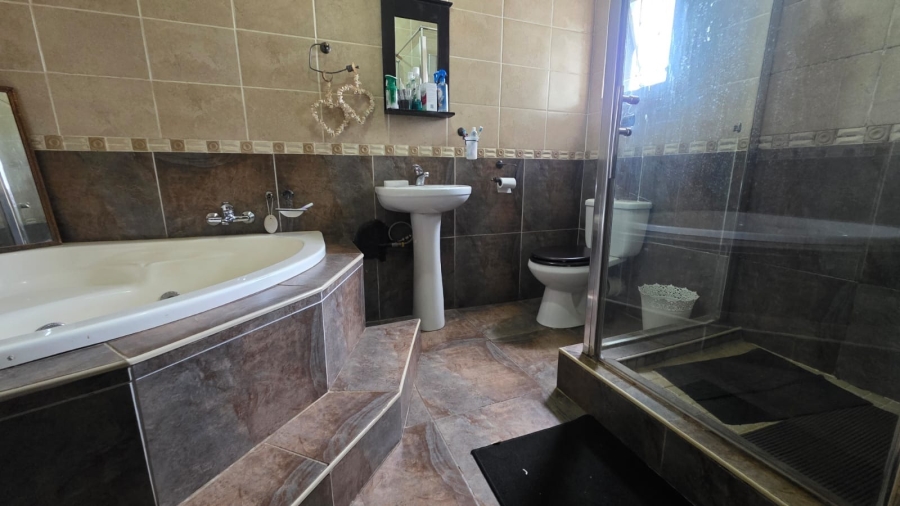To Let 3 Bedroom Property for Rent in Wilkeville North West
